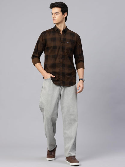 Man Stylish Slim Fit Cotton Spread Collar Checked Casual Shirt