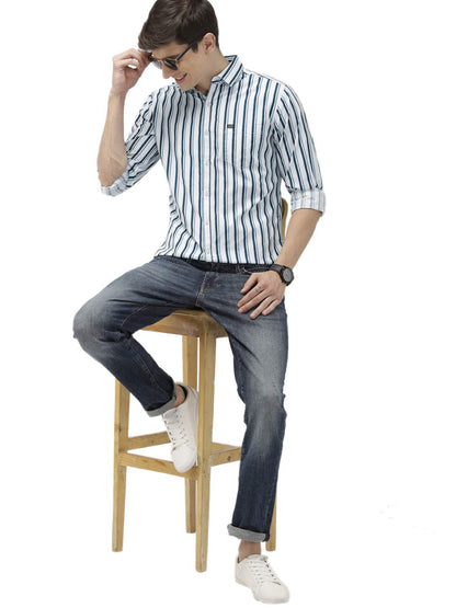 Men Slim Fit Checkered Full Sleeves Spread Collar Casual Shirt