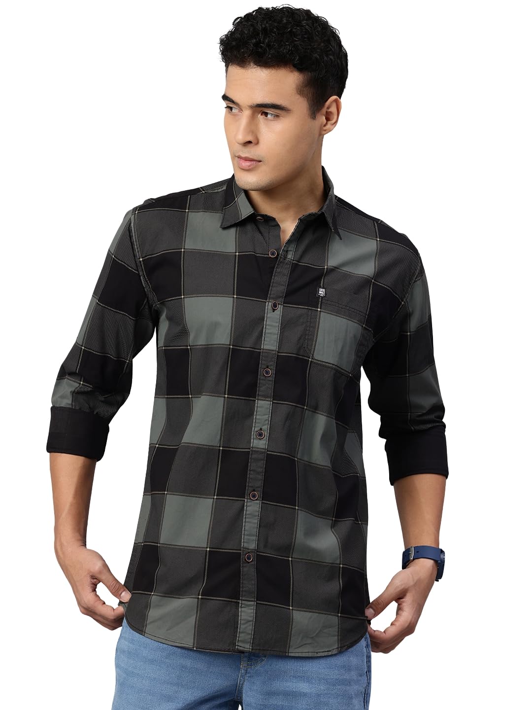 Man Stylish Slim Fit Cotton Spread Collar Checked Casual Shirt