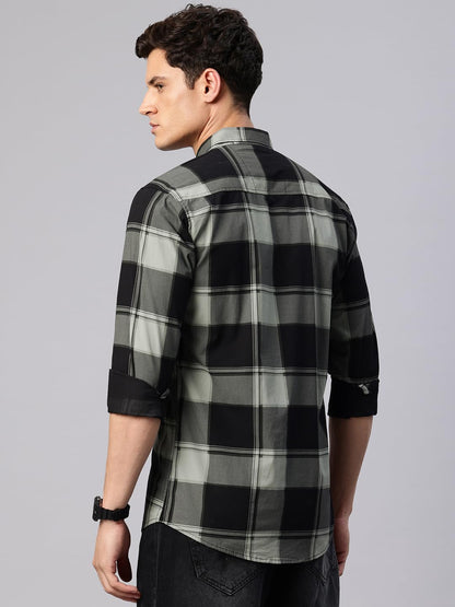 Man Stylish Slim Fit Cotton Spread Collar Checked Casual Shirt