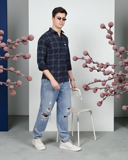 Man Stylish Slim Fit Cotton Spread Collar Checked Casual Shirt