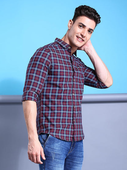Men Slim Fit Checkered Full Sleeves Spread Collar Casual Shirt