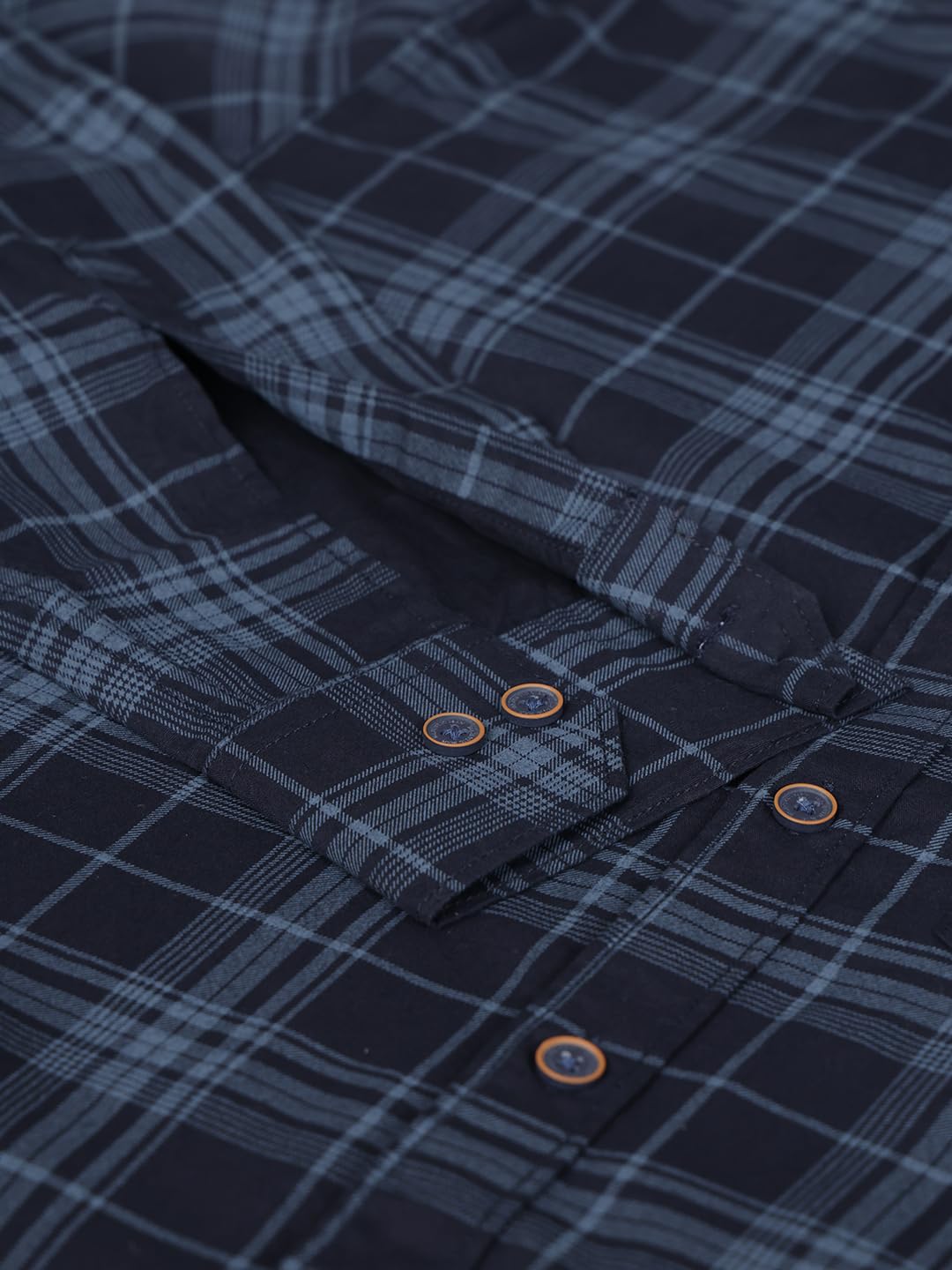 Man Stylish Slim Fit Cotton Spread Collar Checked Casual Shirt