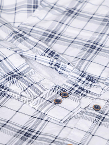 Man Stylish Slim Fit Cotton Spread Collar Checked Casual Shirt