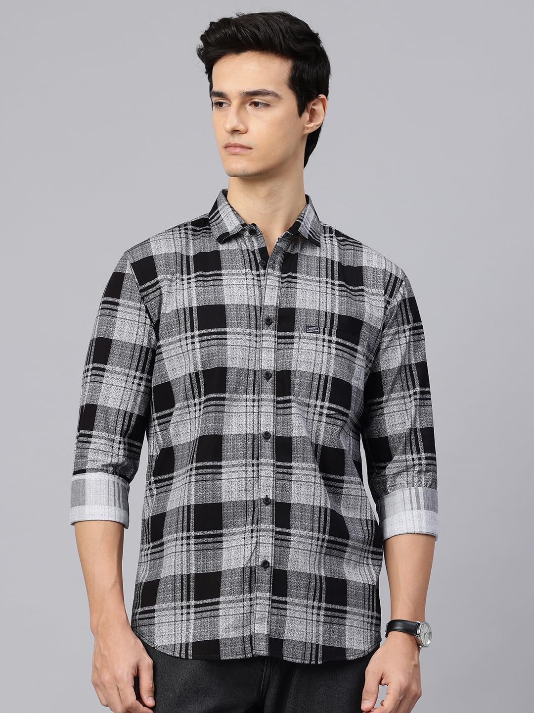 Man Stylish Slim Fit Cotton Spread Collar Checked Casual Shirt