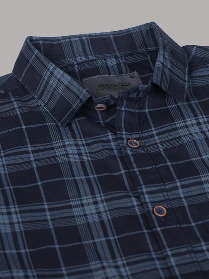 Man Stylish Slim Fit Cotton Spread Collar Checked Casual Shirt
