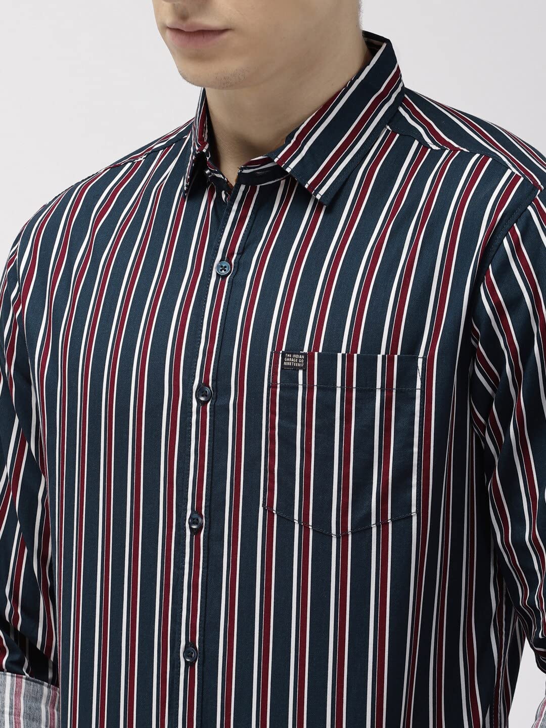 Men Slim Fit Checkered Full Sleeves Spread Collar Casual Shirt