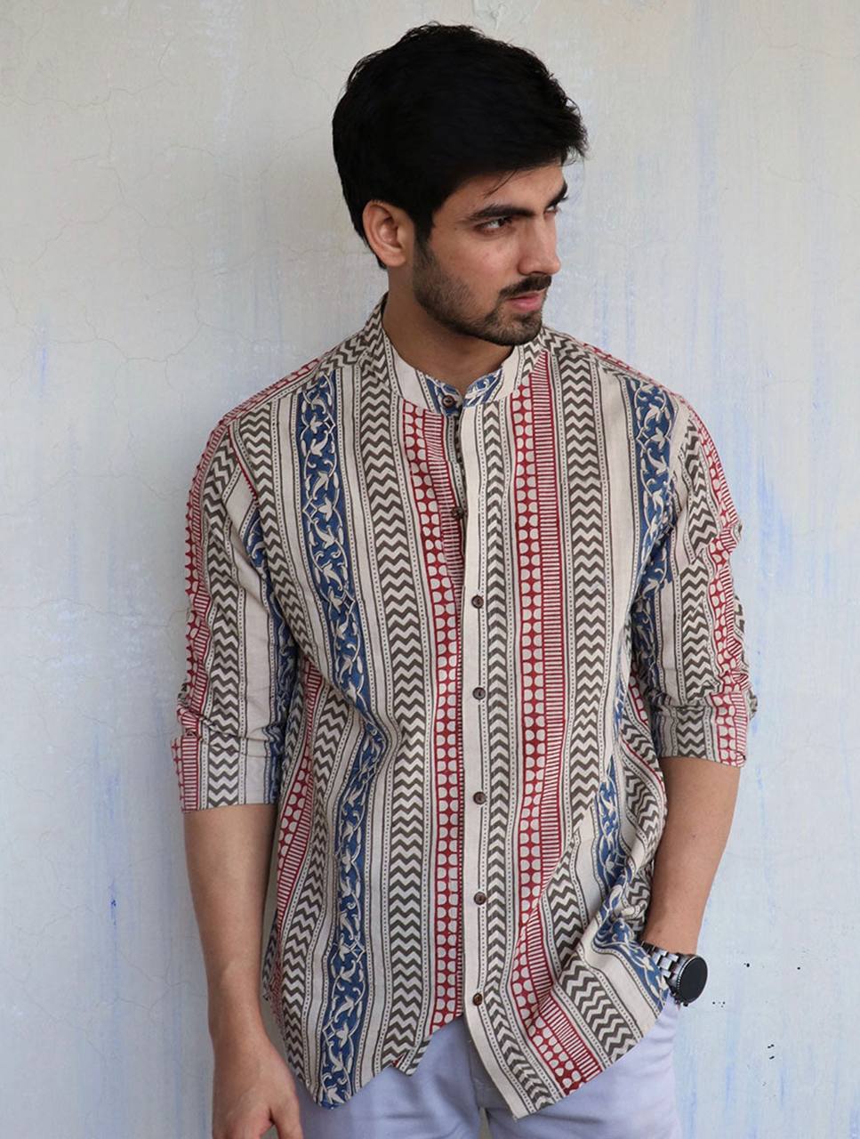 Men's Stylish Full Sleeve Button-Down Shirt