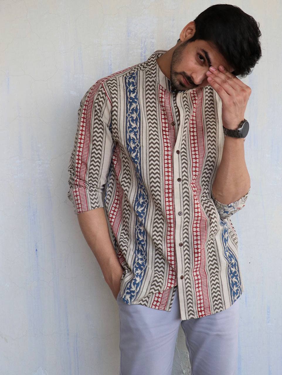 Men's Stylish Full Sleeve Button-Down Shirt