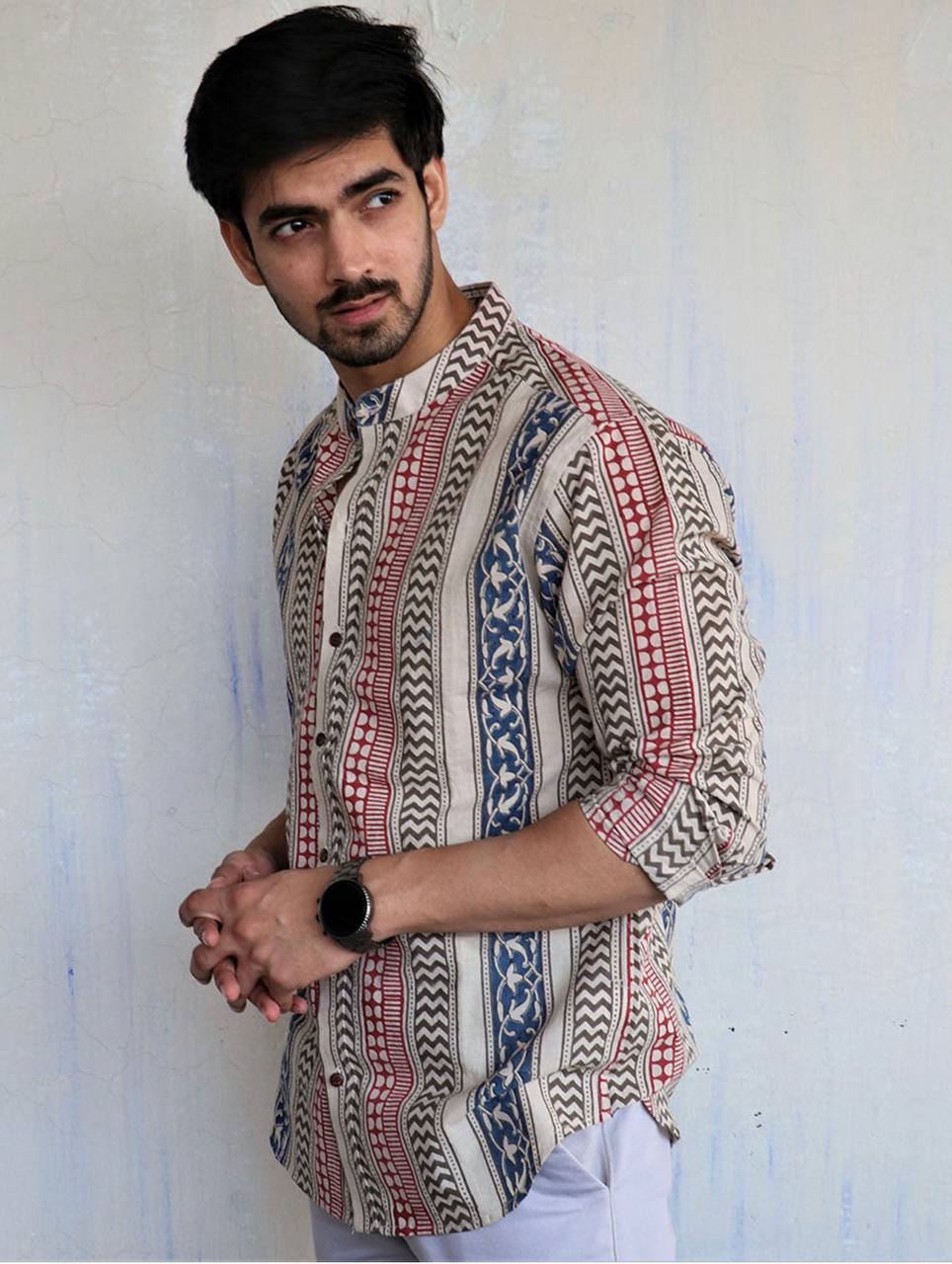 Men's Stylish Full Sleeve Button-Down Shirt